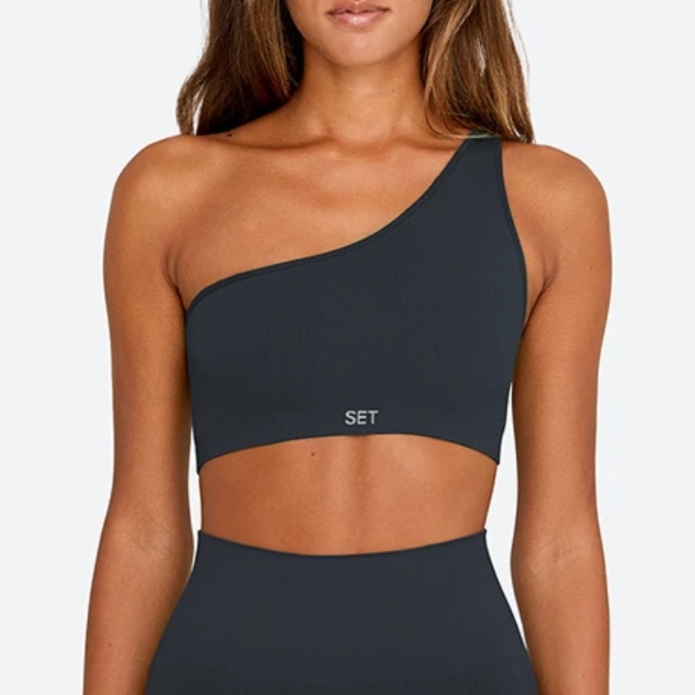 SETactive Sports Bra & Leggings Matching Set